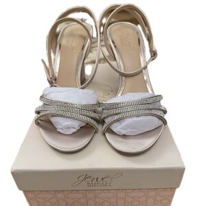 Jewel Badgley Mischka Women's Champagne Sandals